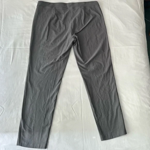 Eileen Fisher Grey Pull-On Straight Leg Pants - Picture 4 of 7